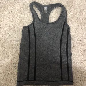 L.A Winner exercise top